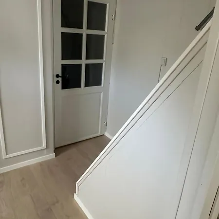 Quarto em Acomodações Particulares Gullvikvegen 33 *