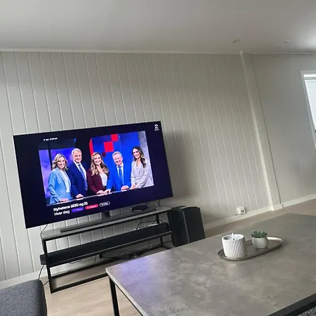 Quarto em Acomodações Particulares Gullvikvegen 33 *