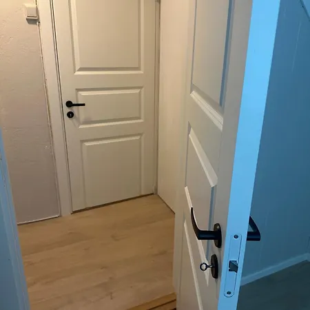 Rimelig Rom Sentralt Felles Kjokken Bad Og Stue * Namsos
